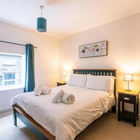 Flat 1, Literary Institute *